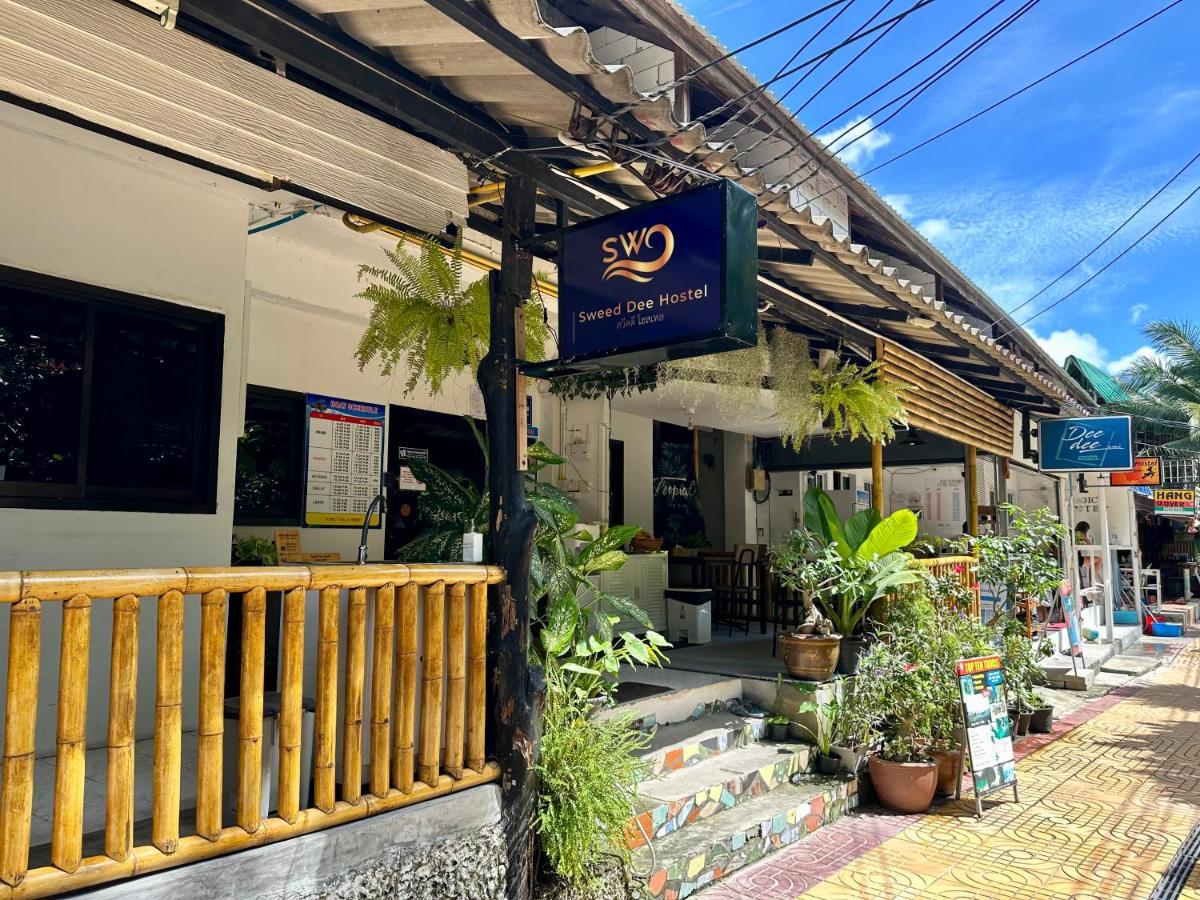 Sweed Dee Hostel Ko Phi Phi Exterior foto